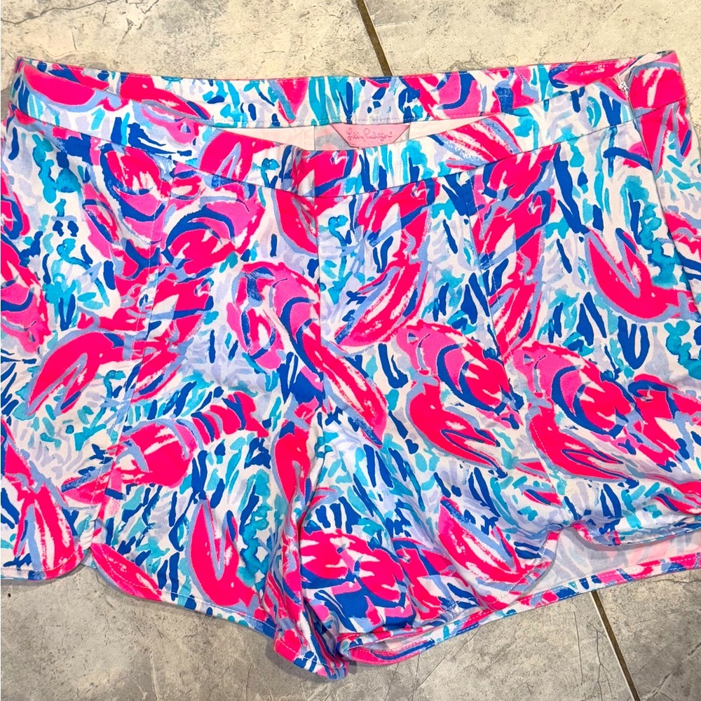 Lilly Pulitzer shorts   Size 14